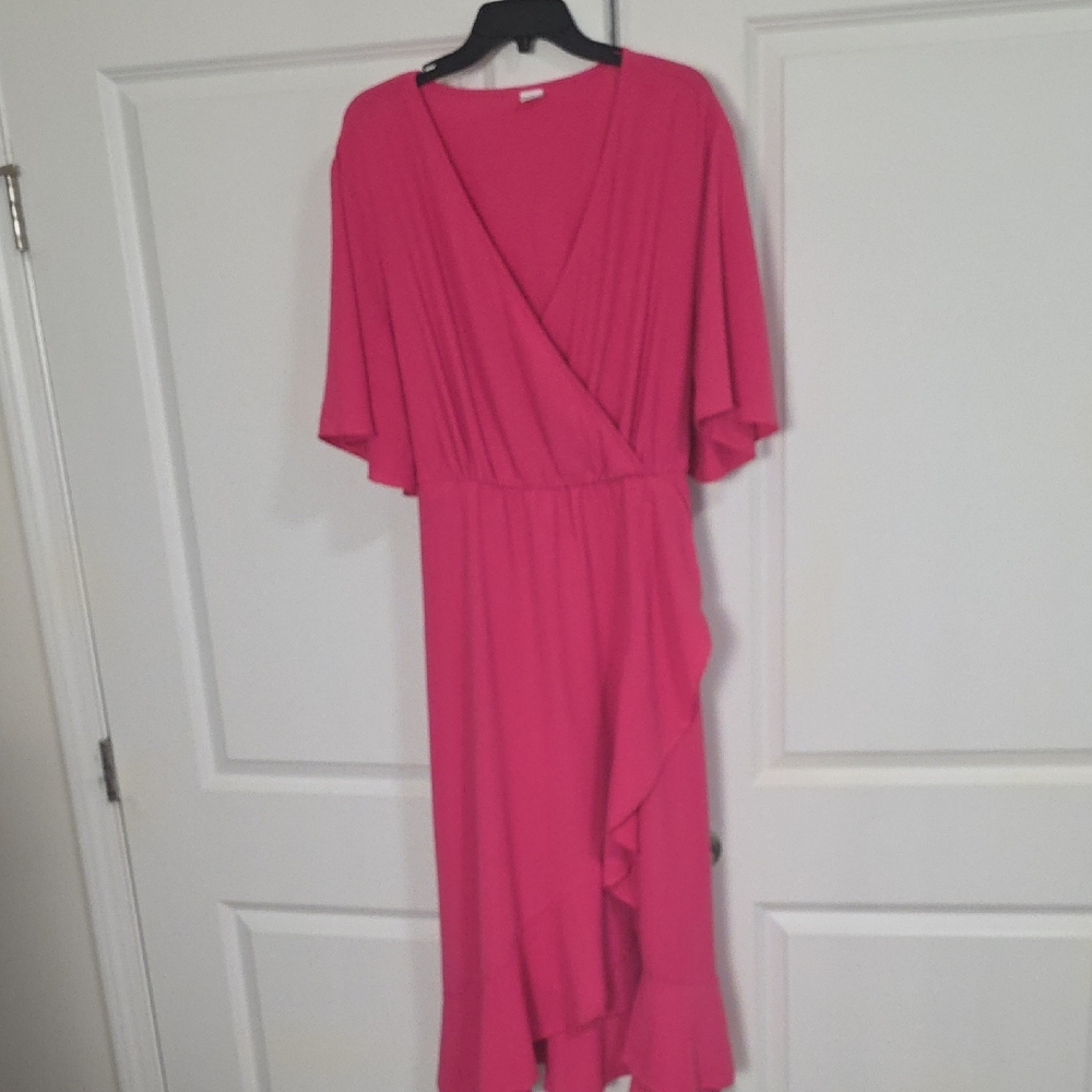 Chic Fuchsia Midi Wrap Dress
